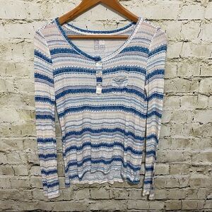 Nollie White Blue Print Long Sleeve Pocket Henley Top